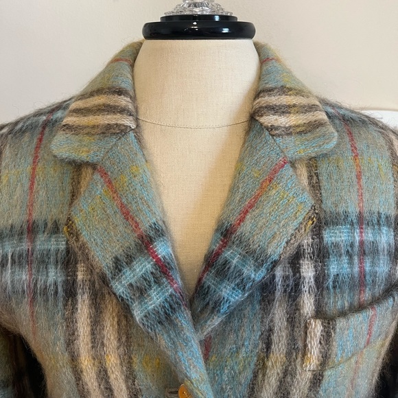 VINTAGE The Burberry’s of London jacket - Picture 2 of 9